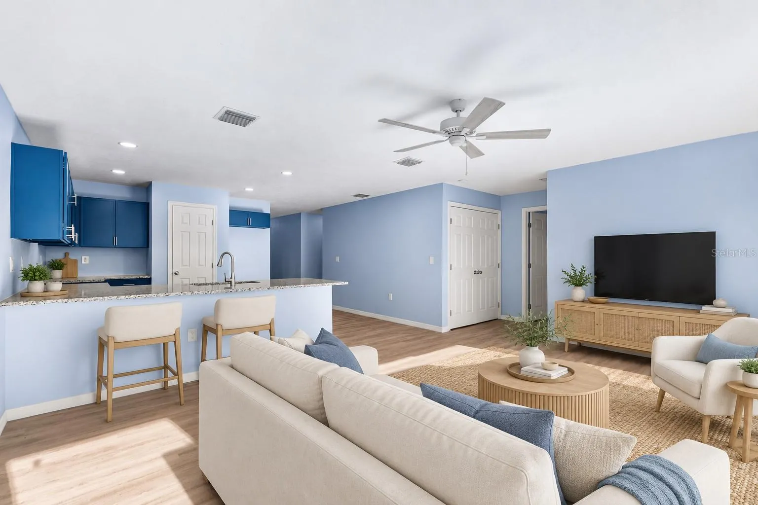 1825 HUDSON CT