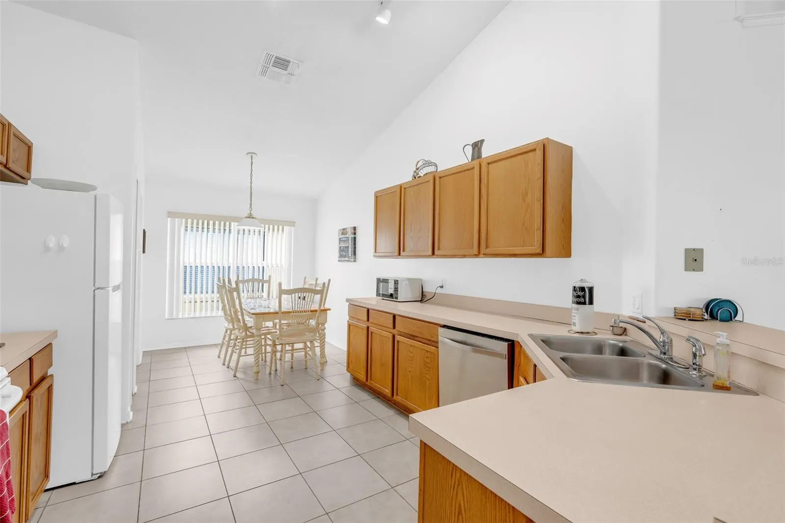 4650 EAGLE PEAK DR