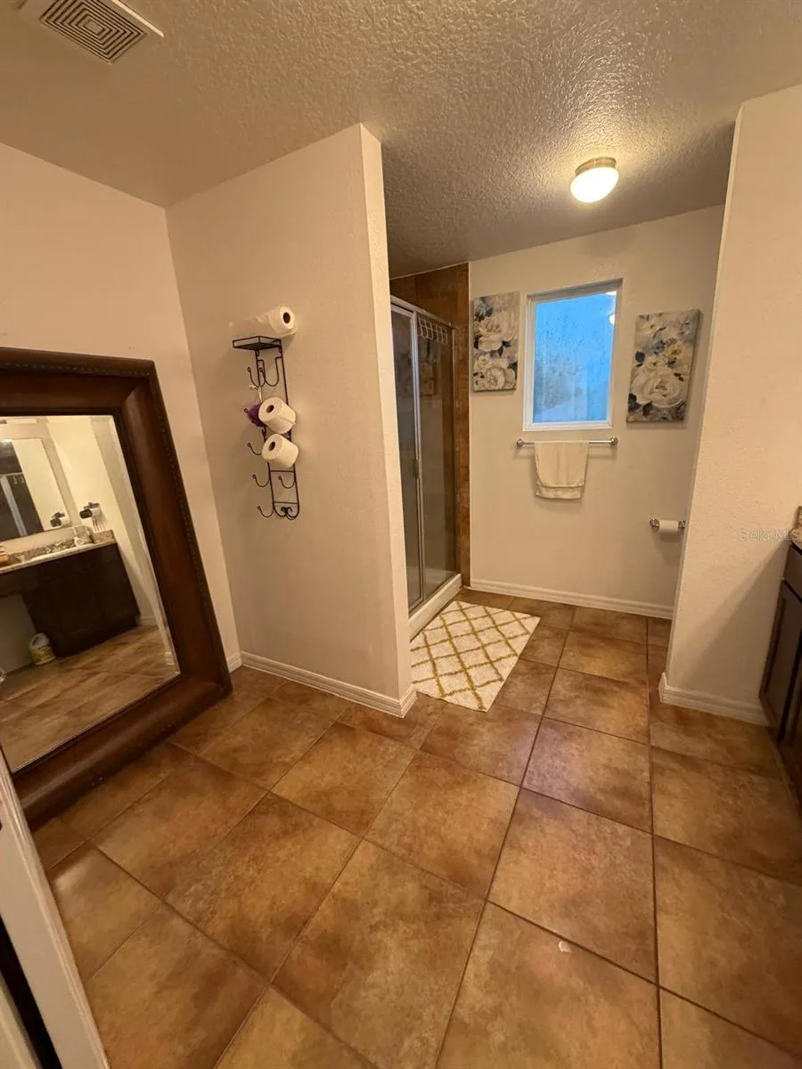15549 GEMINI DR