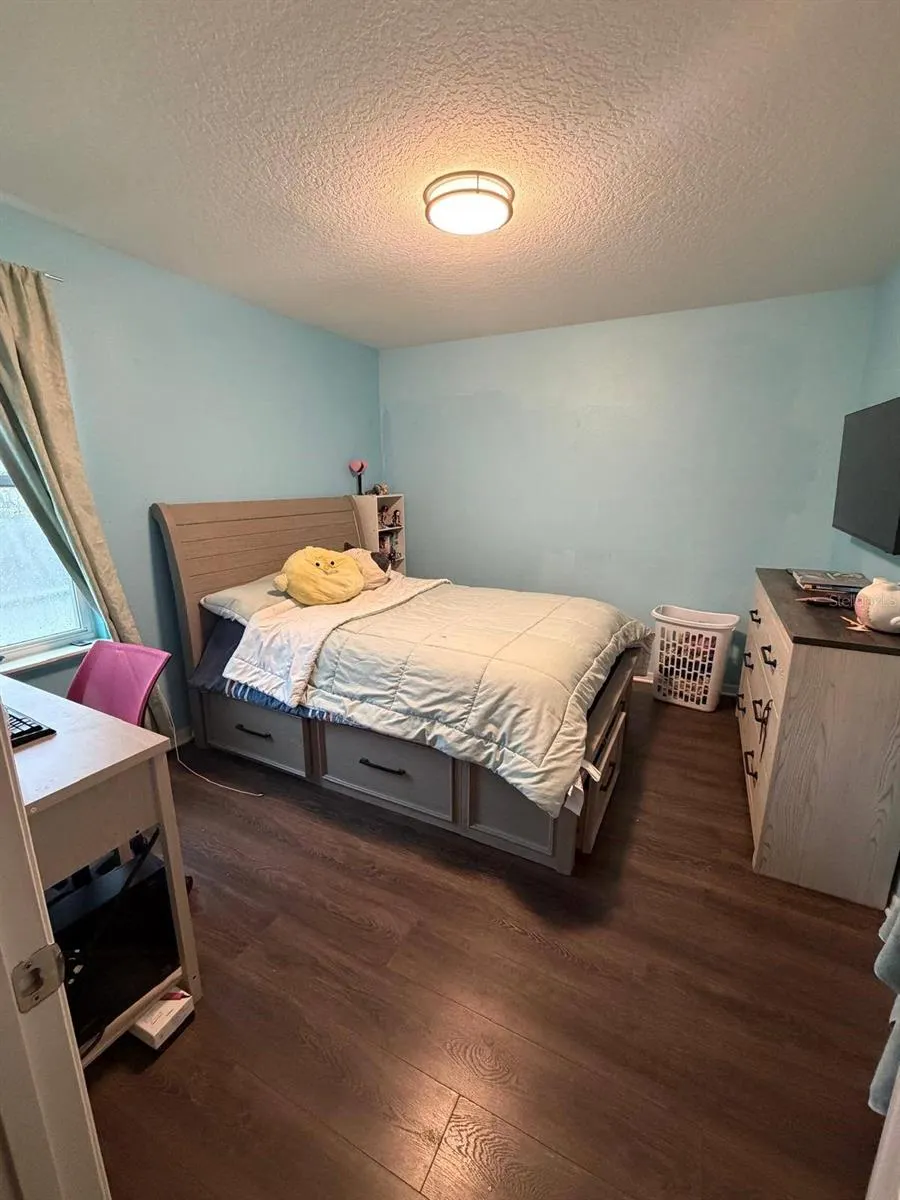 15549 GEMINI DR