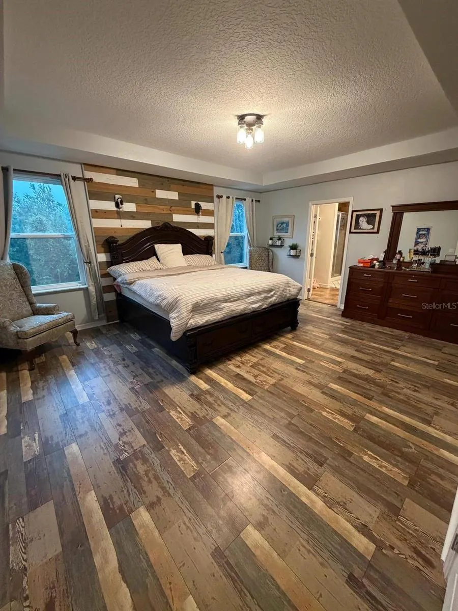 15549 GEMINI DR
