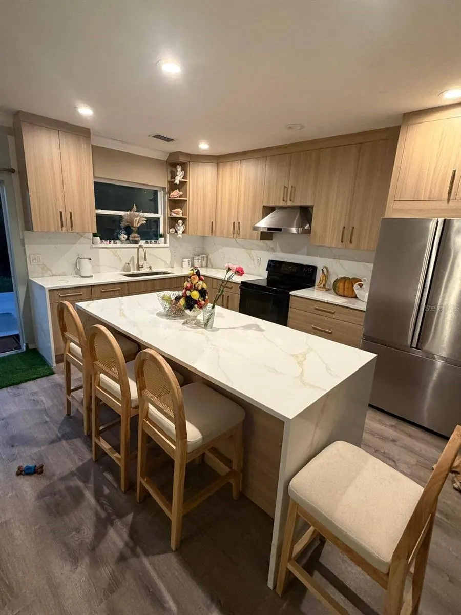 15549 GEMINI DR