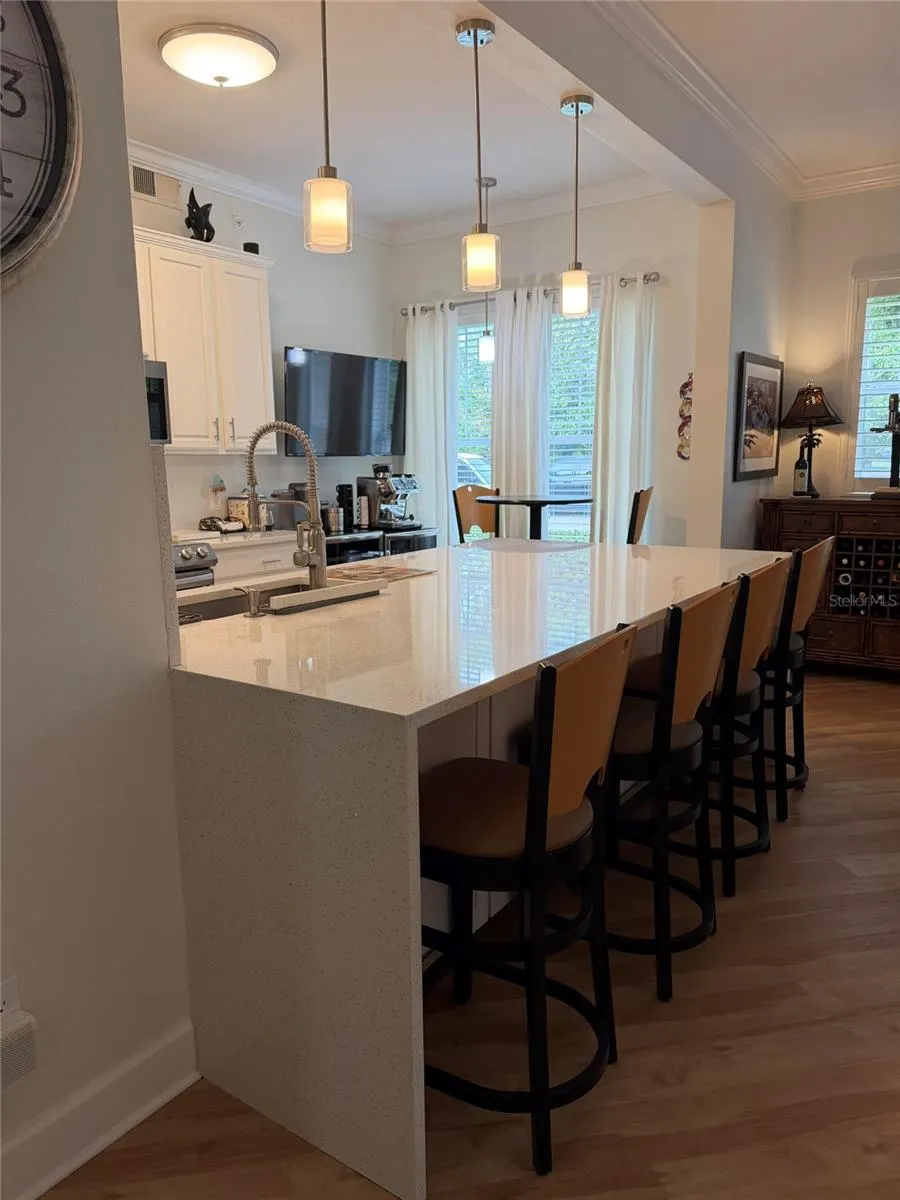 1401 CELEBRATION AVE #103 #103