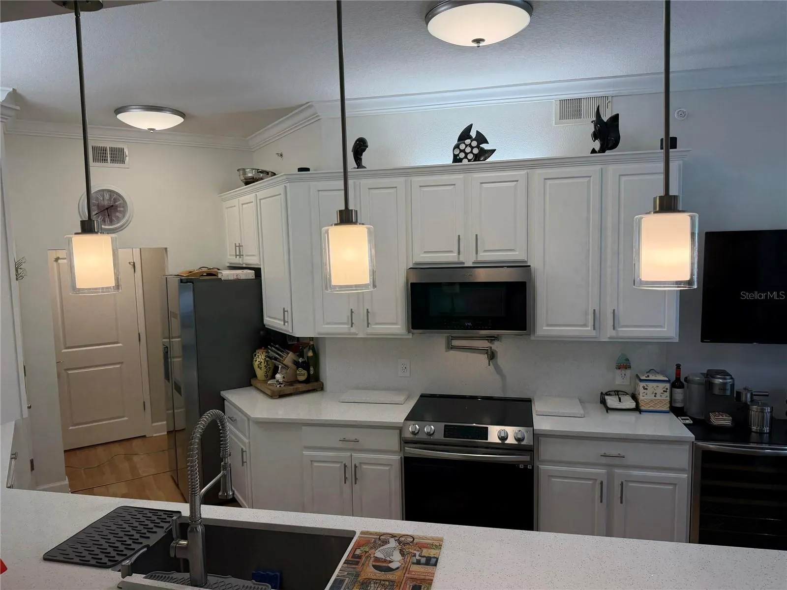 1401 CELEBRATION AVE #103 #103