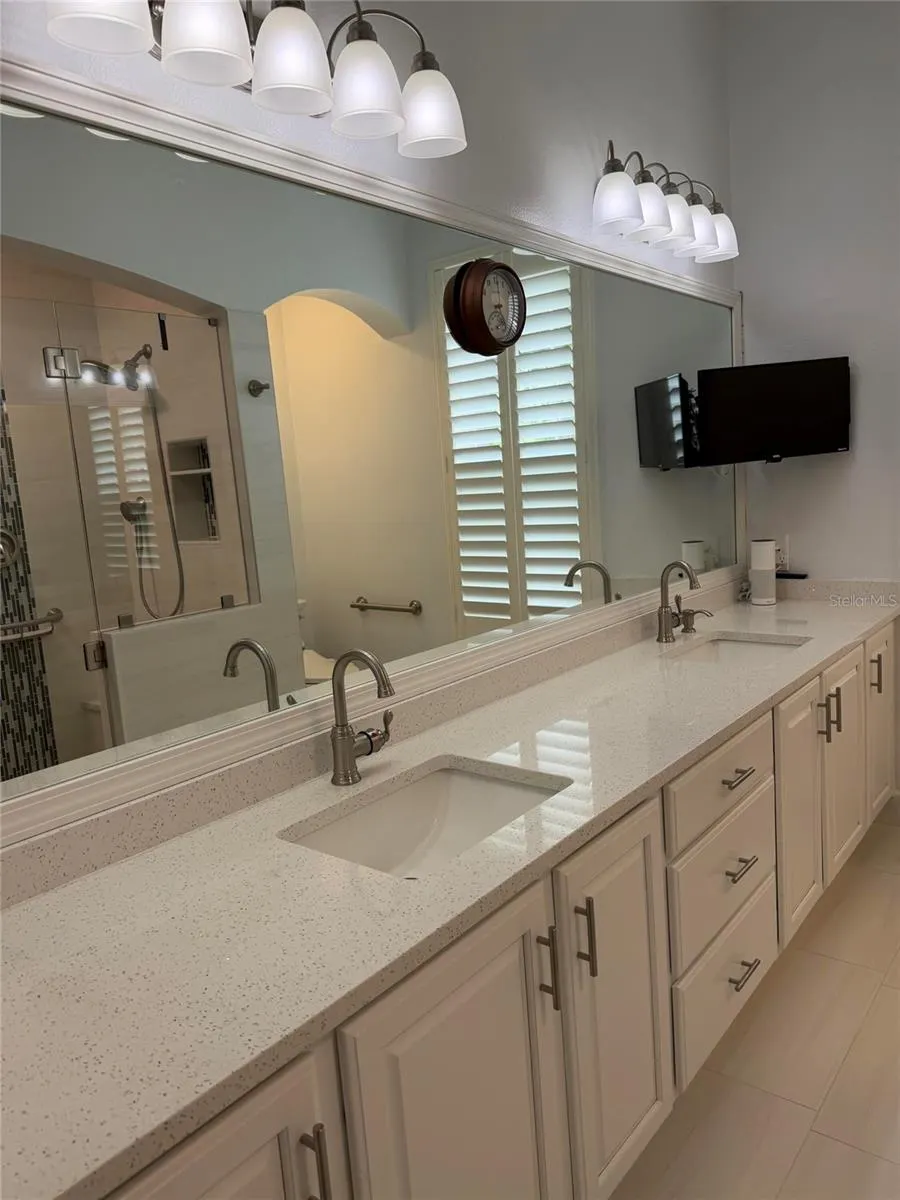 1401 CELEBRATION AVE #103 #103