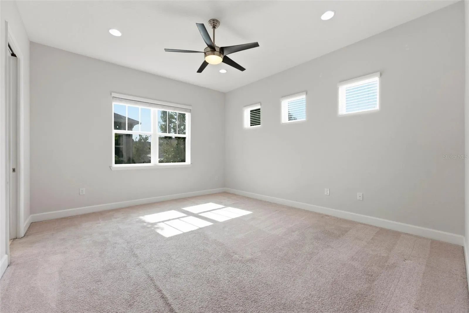 9025 LAUREATE BLVD