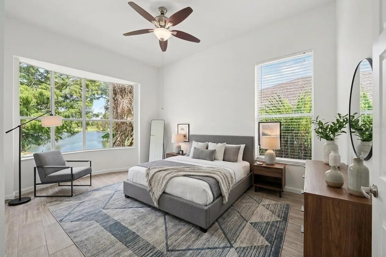 1805 LEE JANZEN DR