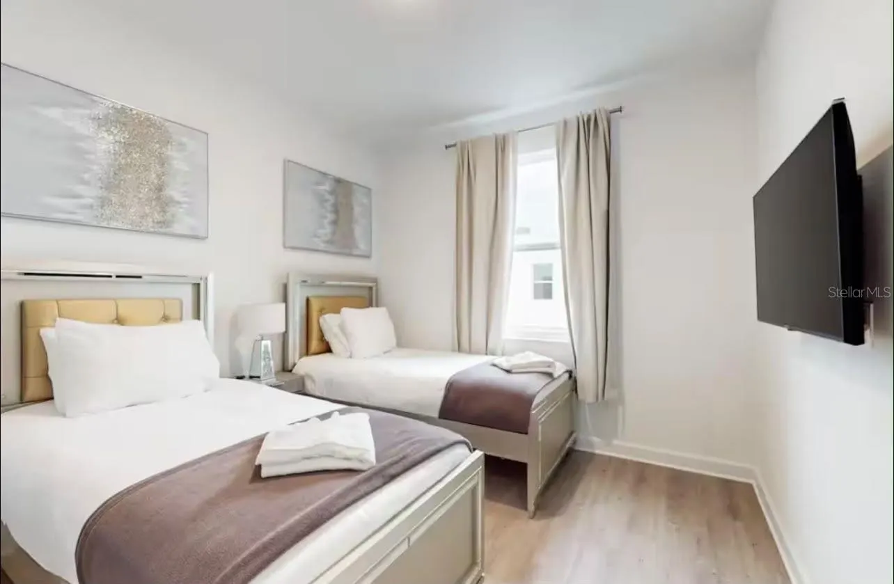 469 FAMAGUSTA DR