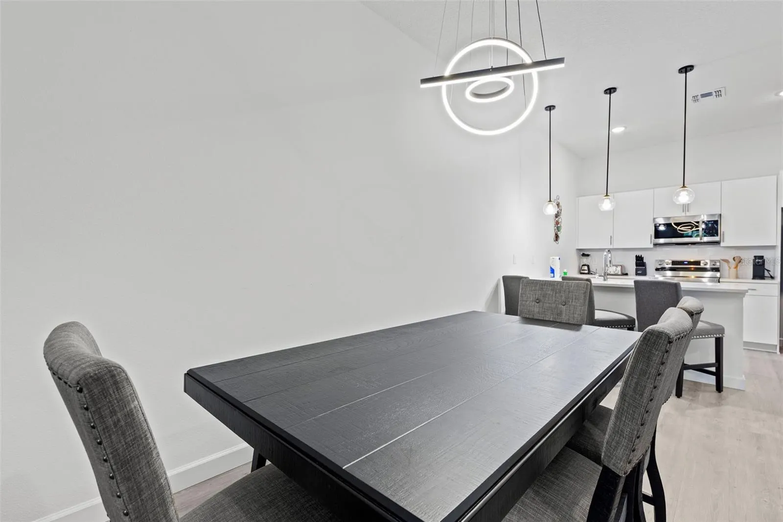 292 FAMAGUSTA DR