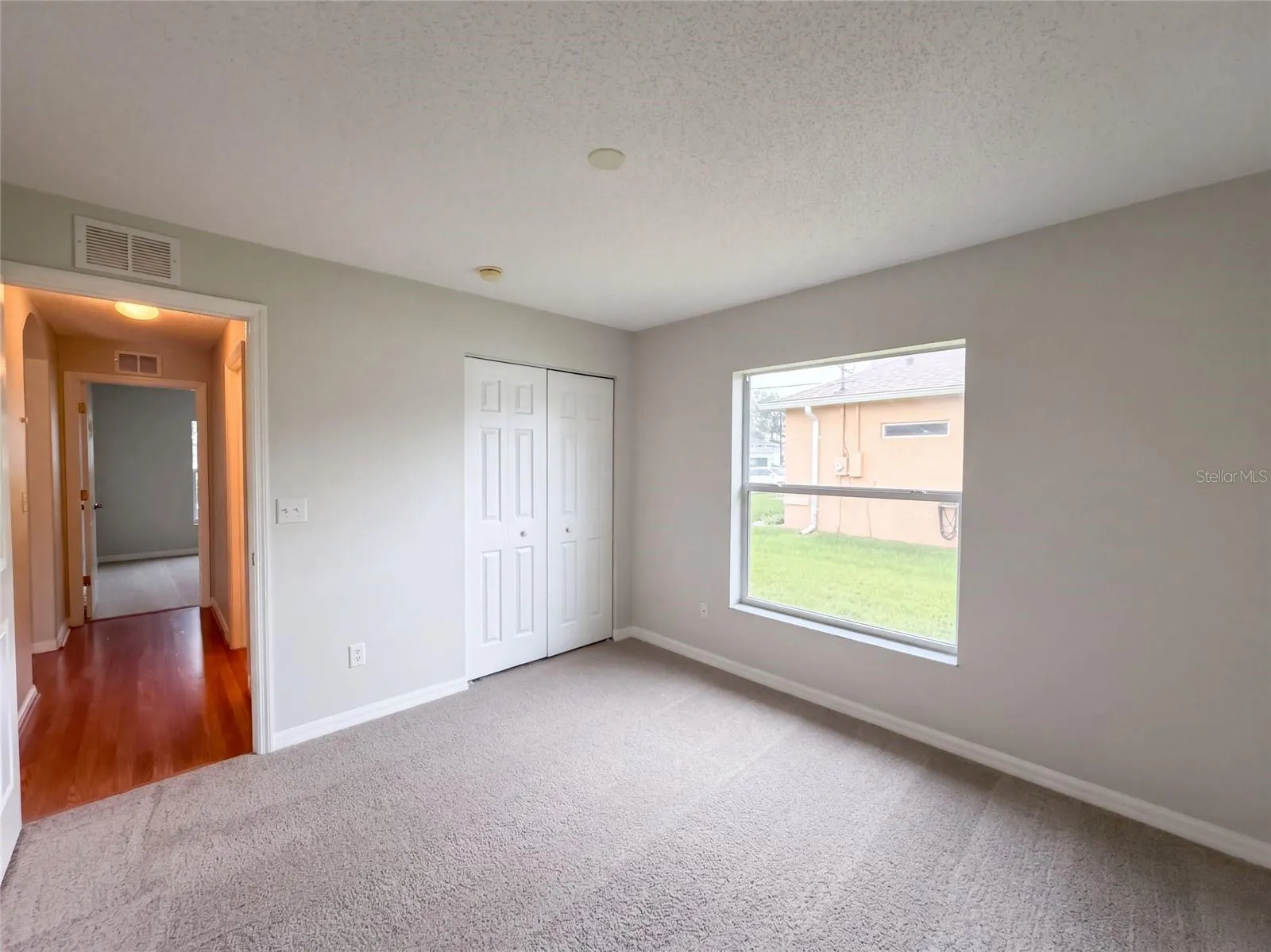 18 ROLLAND LN