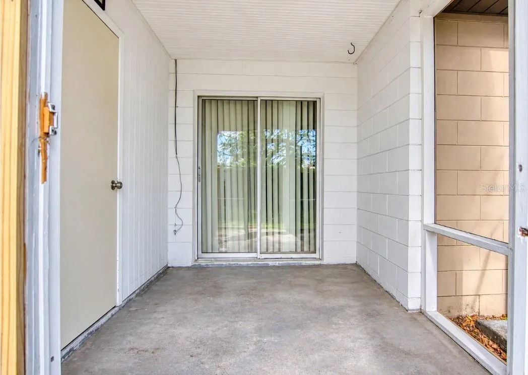 2529 CORAL AVE