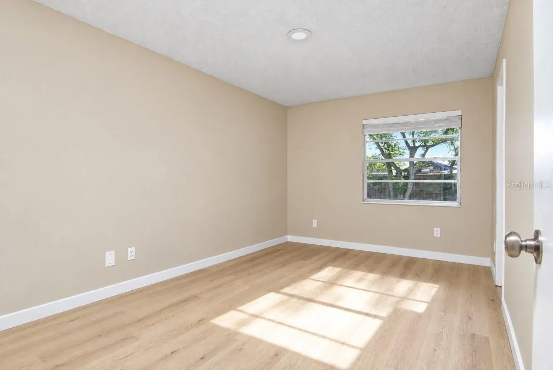 2529 CORAL AVE