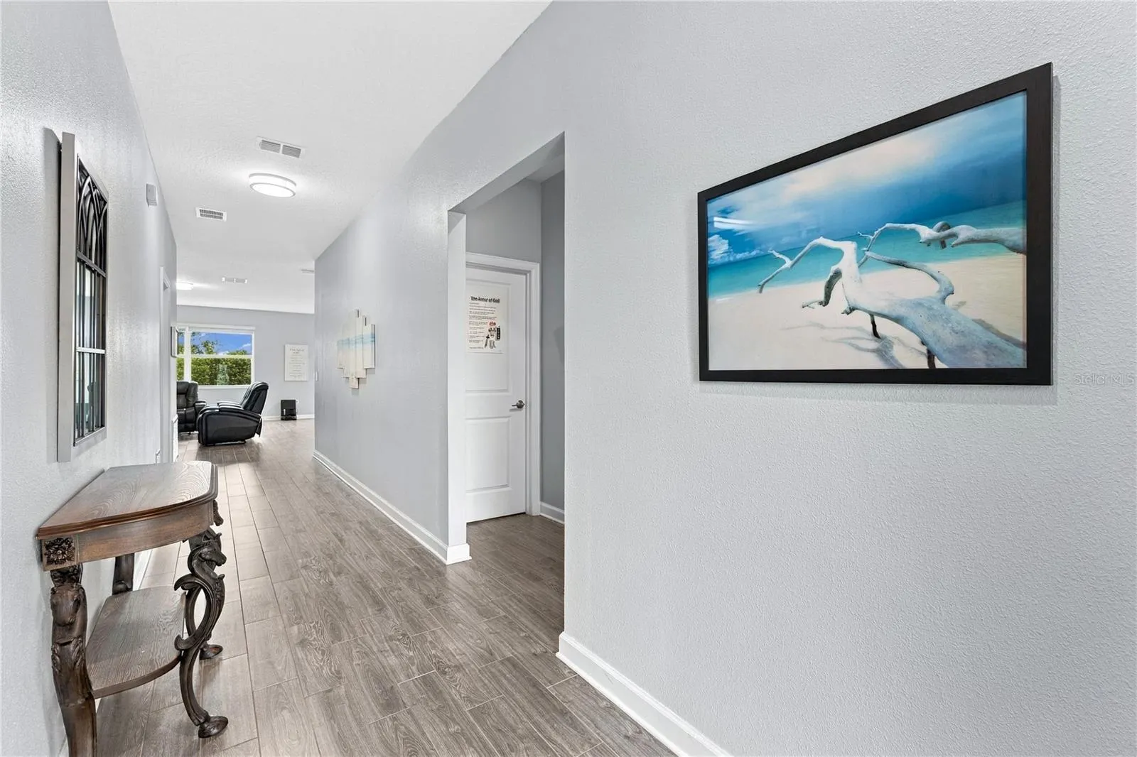1047 OAK BLUFF DR