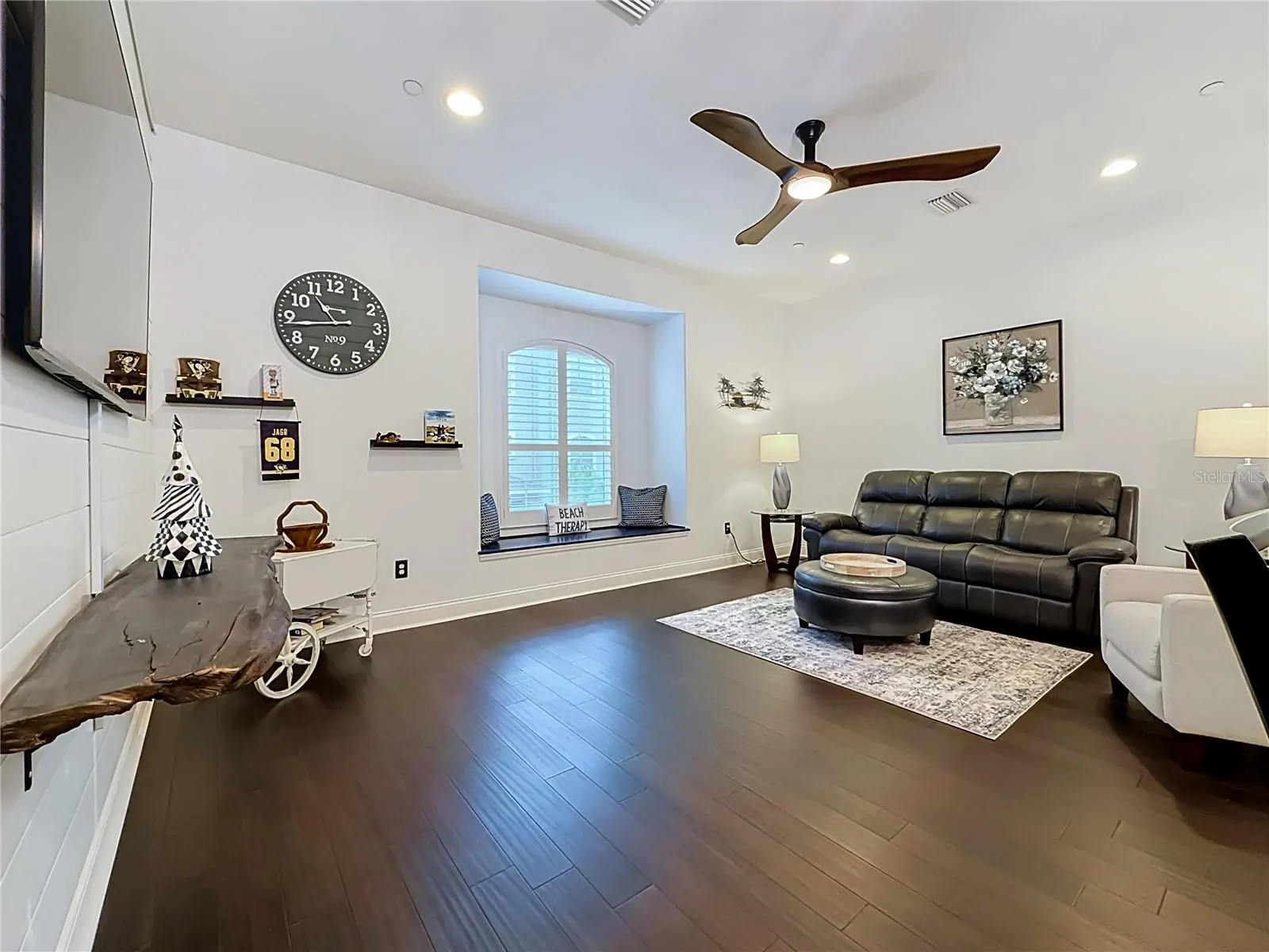 7211 101ST LN