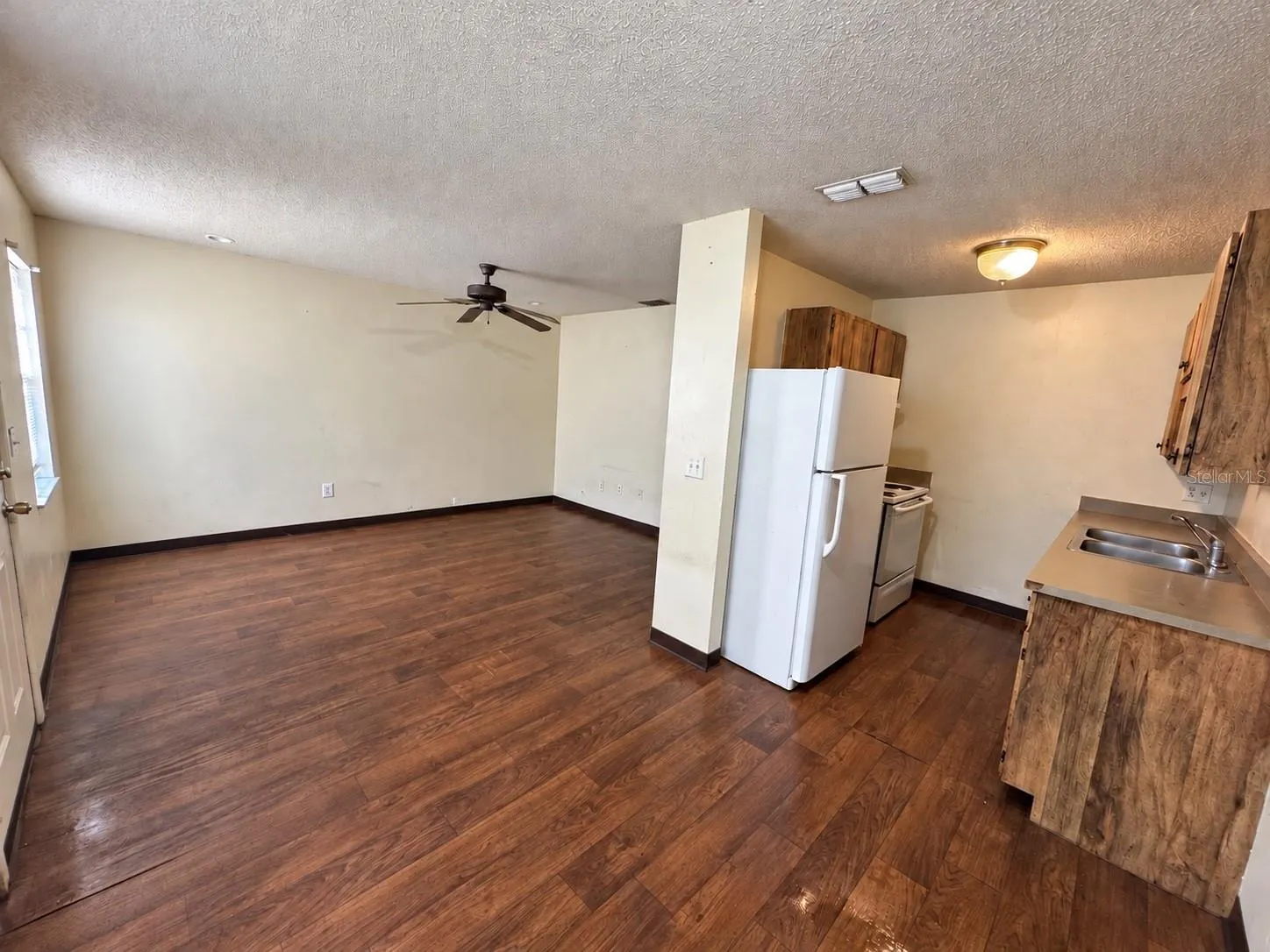 3017 REITER DR #B #B