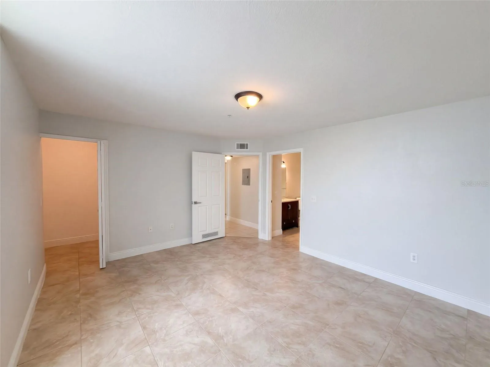 13838 FAIRWAY ISLAND DR #1411 #1411