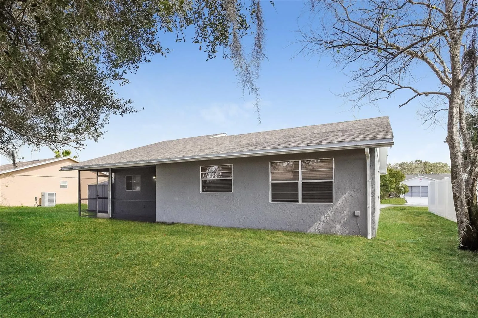 575 KOALA DR
