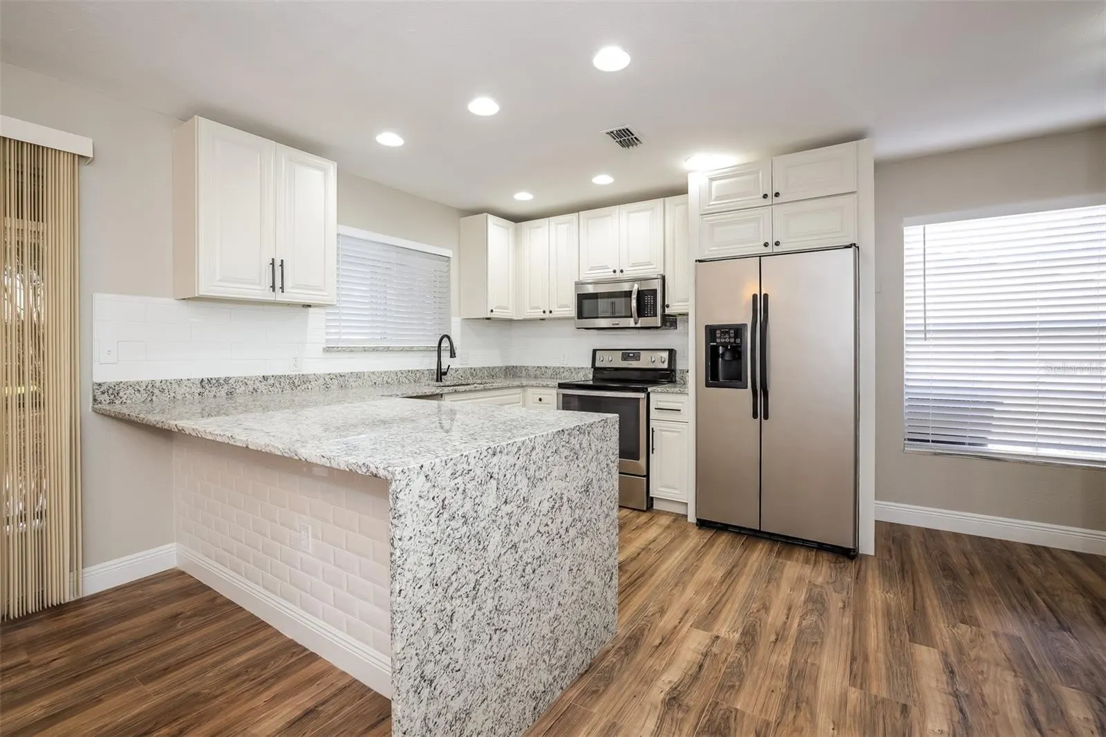 575 KOALA DR
