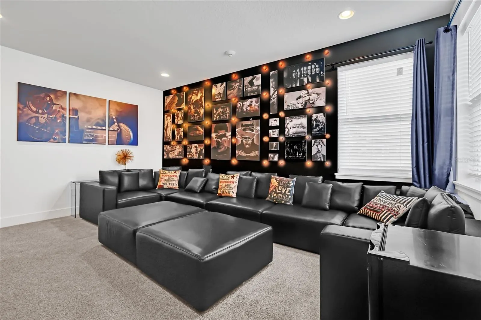 7607 MACKINAW LN