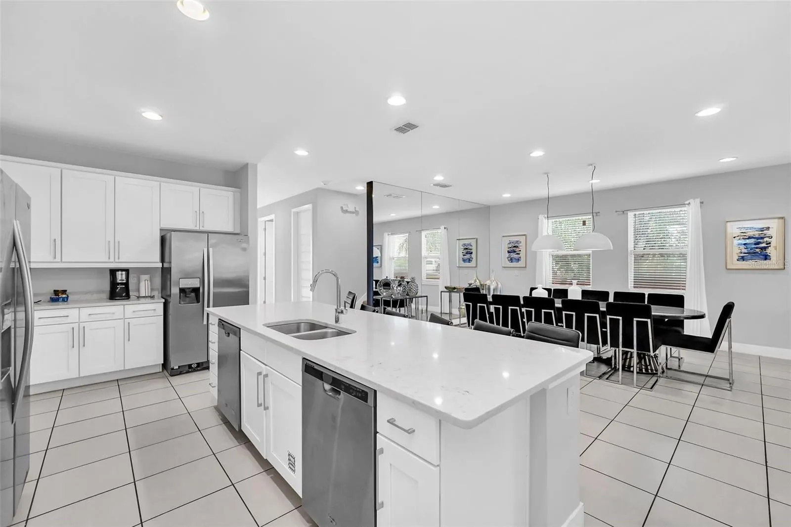 7607 MACKINAW LN