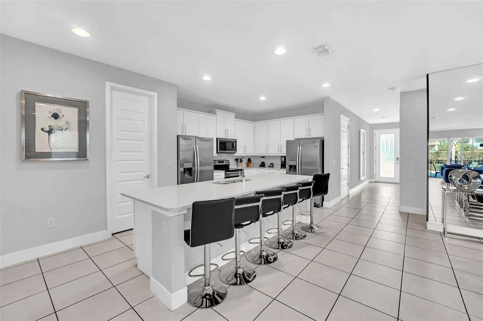 7607 MACKINAW LN