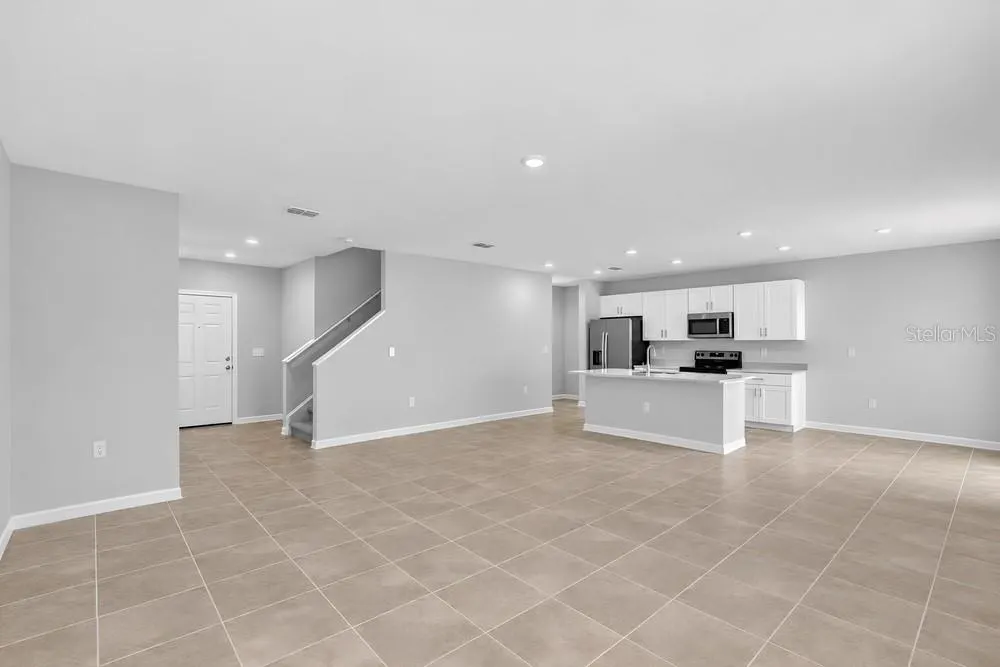 5464 CROWN POINT RD