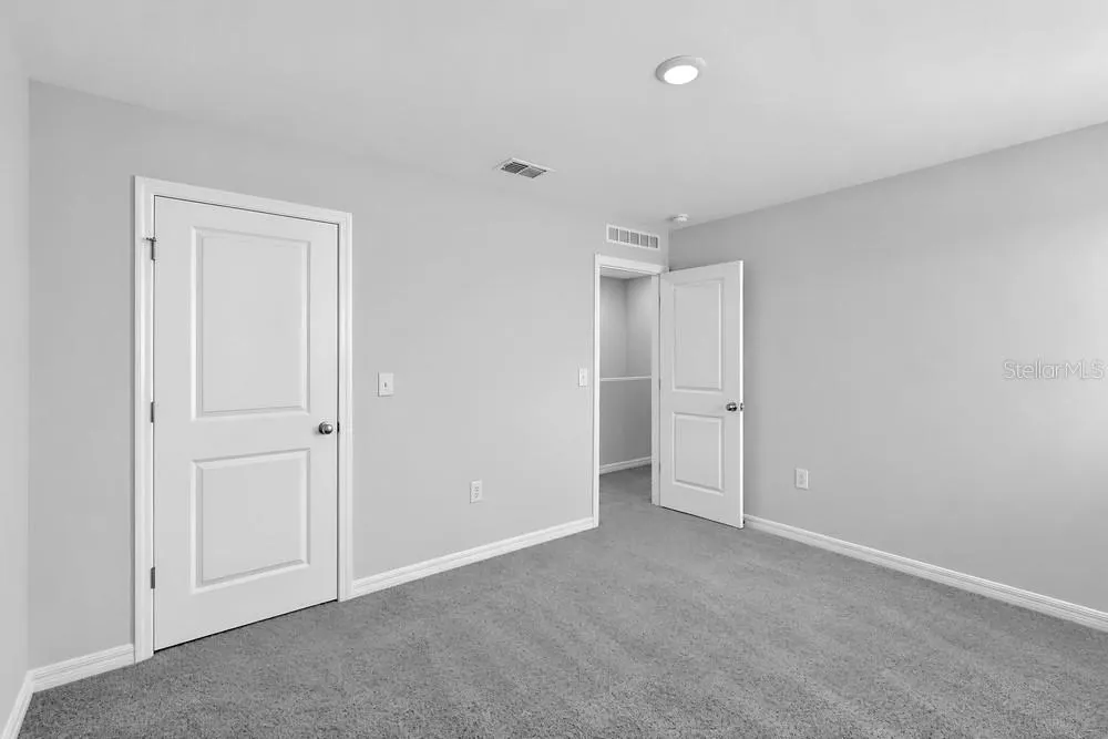 5464 CROWN POINT RD