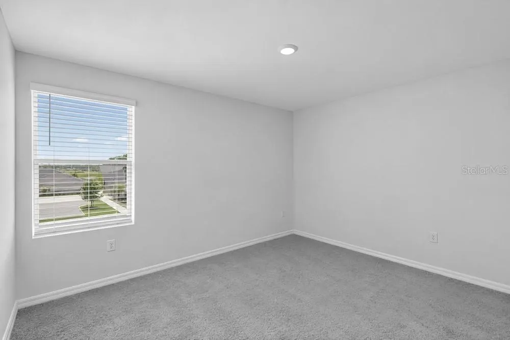 5464 CROWN POINT RD