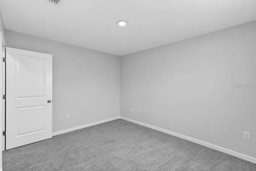 5464 CROWN POINT RD