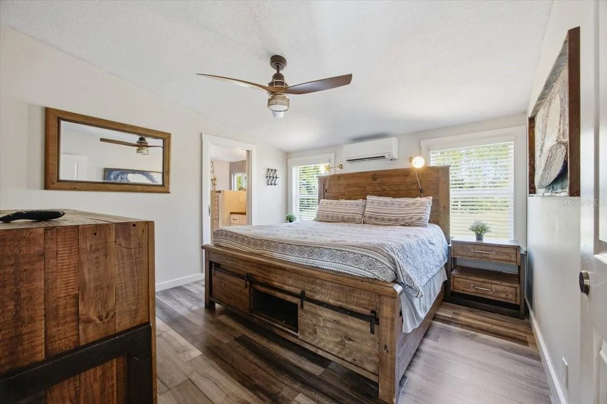 107 DEER RUN DR
