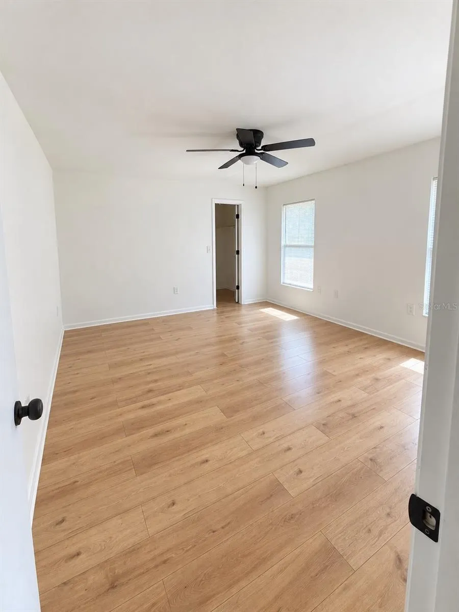 86 LAKE DAISY BLVD