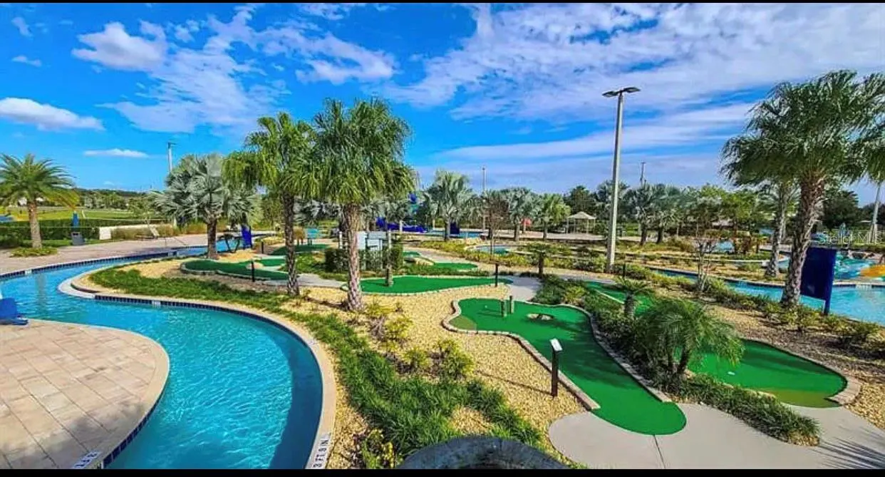 4557 TARGET BLVD