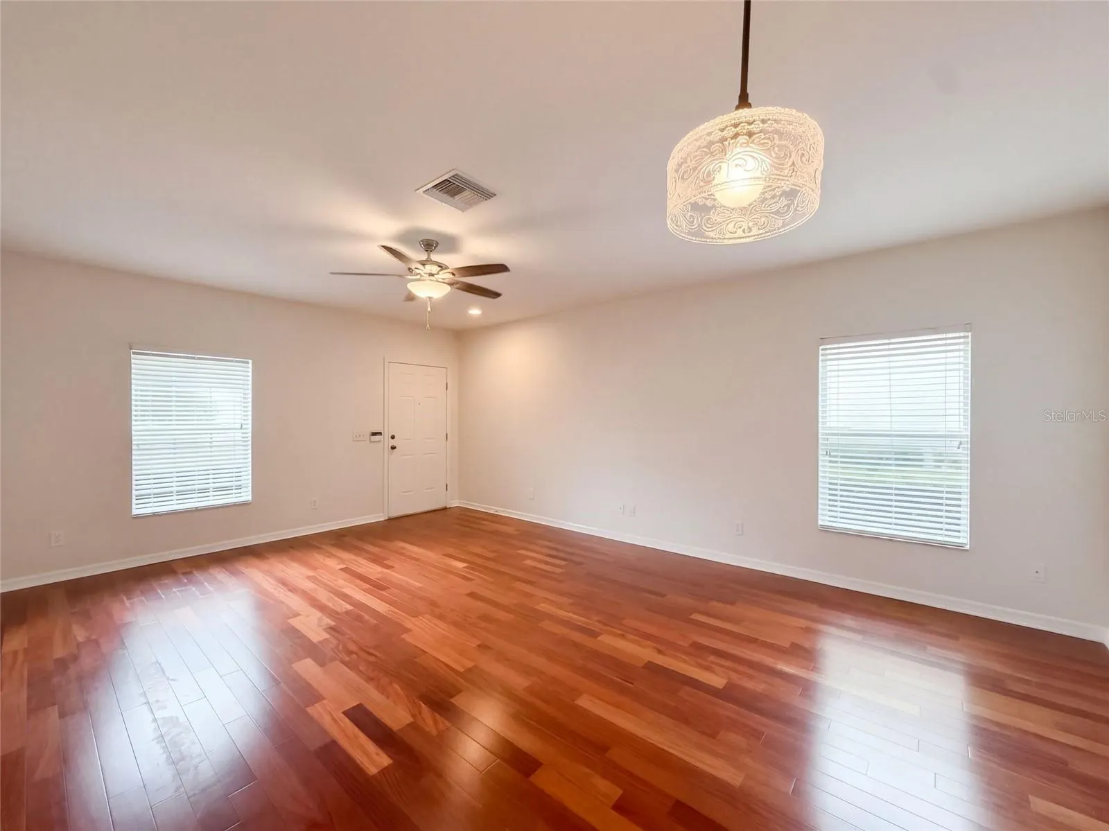 16315 SWAN VIEW CIR
