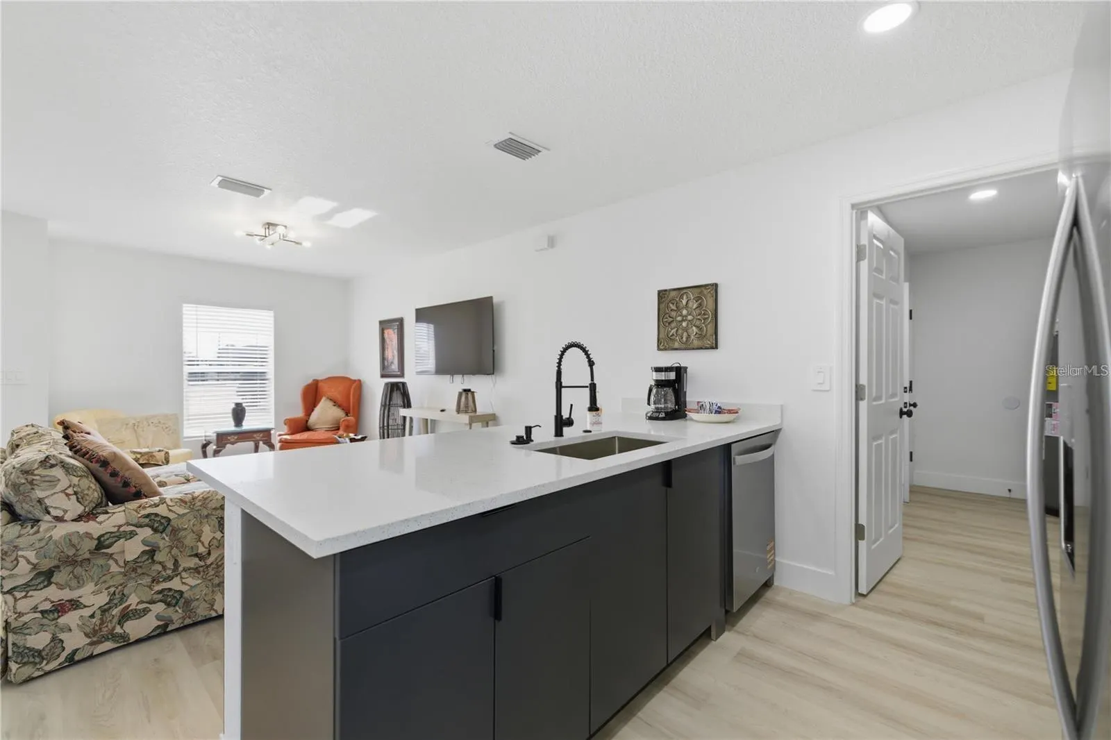 5359 W HIGHWAY 40