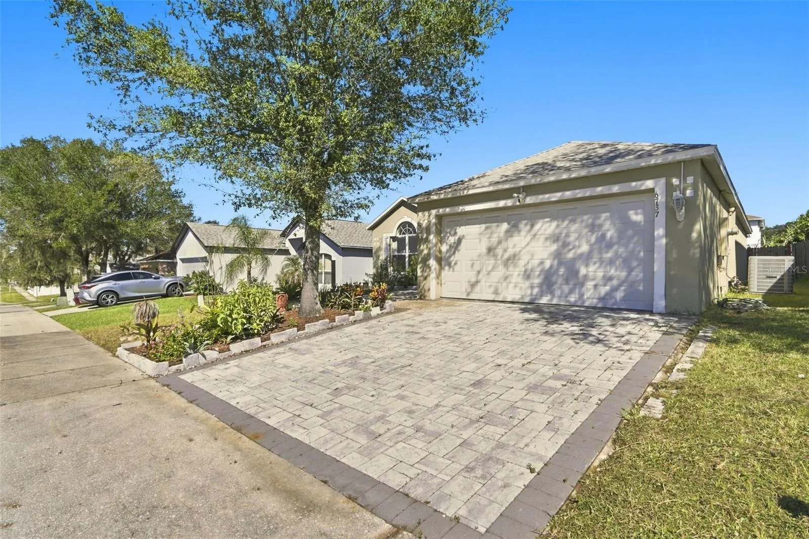 6737 WESTLAKE BLVD