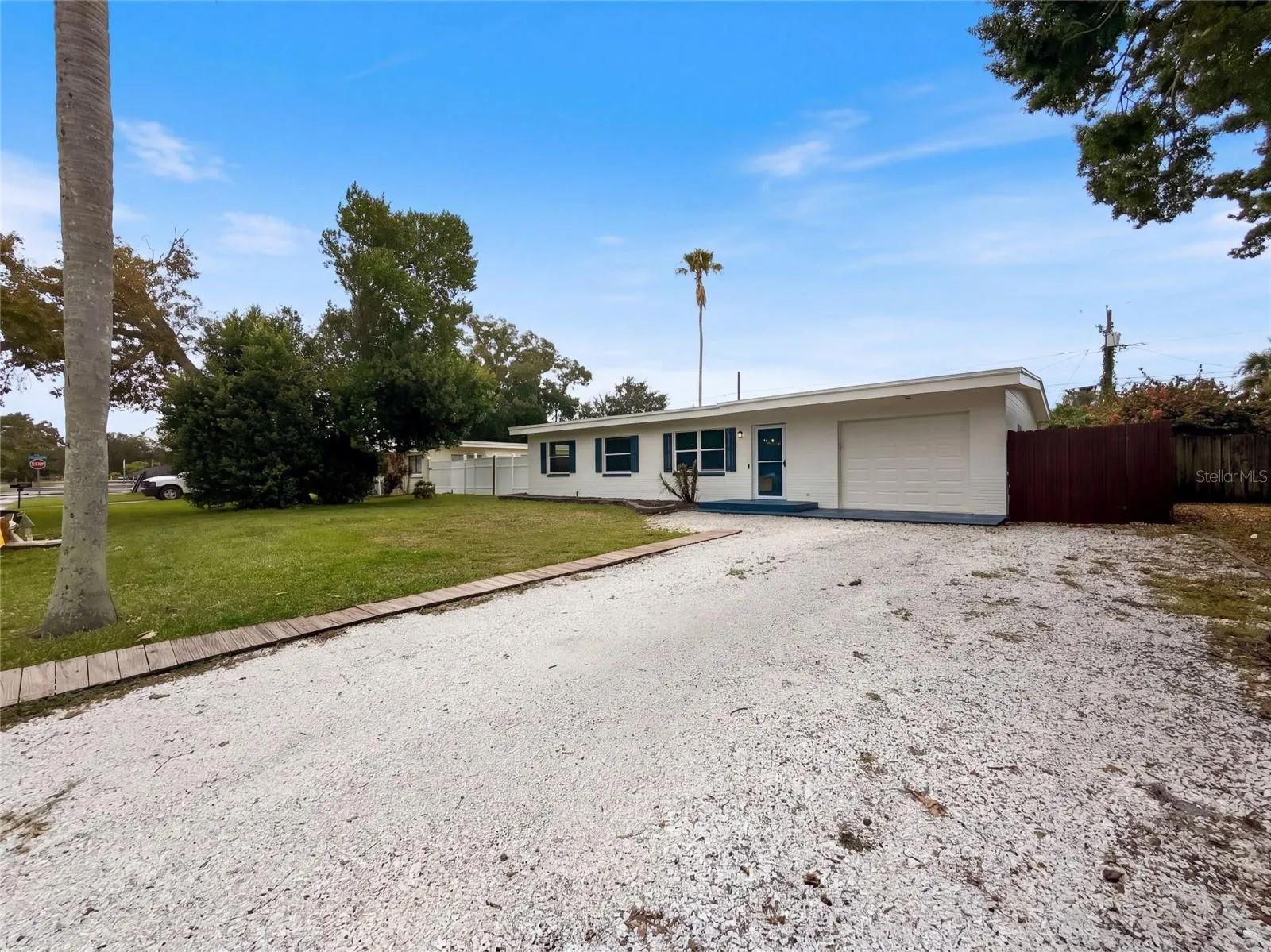 1371 JEFFORDS ST
