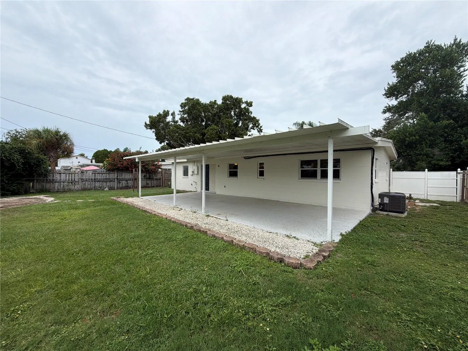 1371 JEFFORDS ST