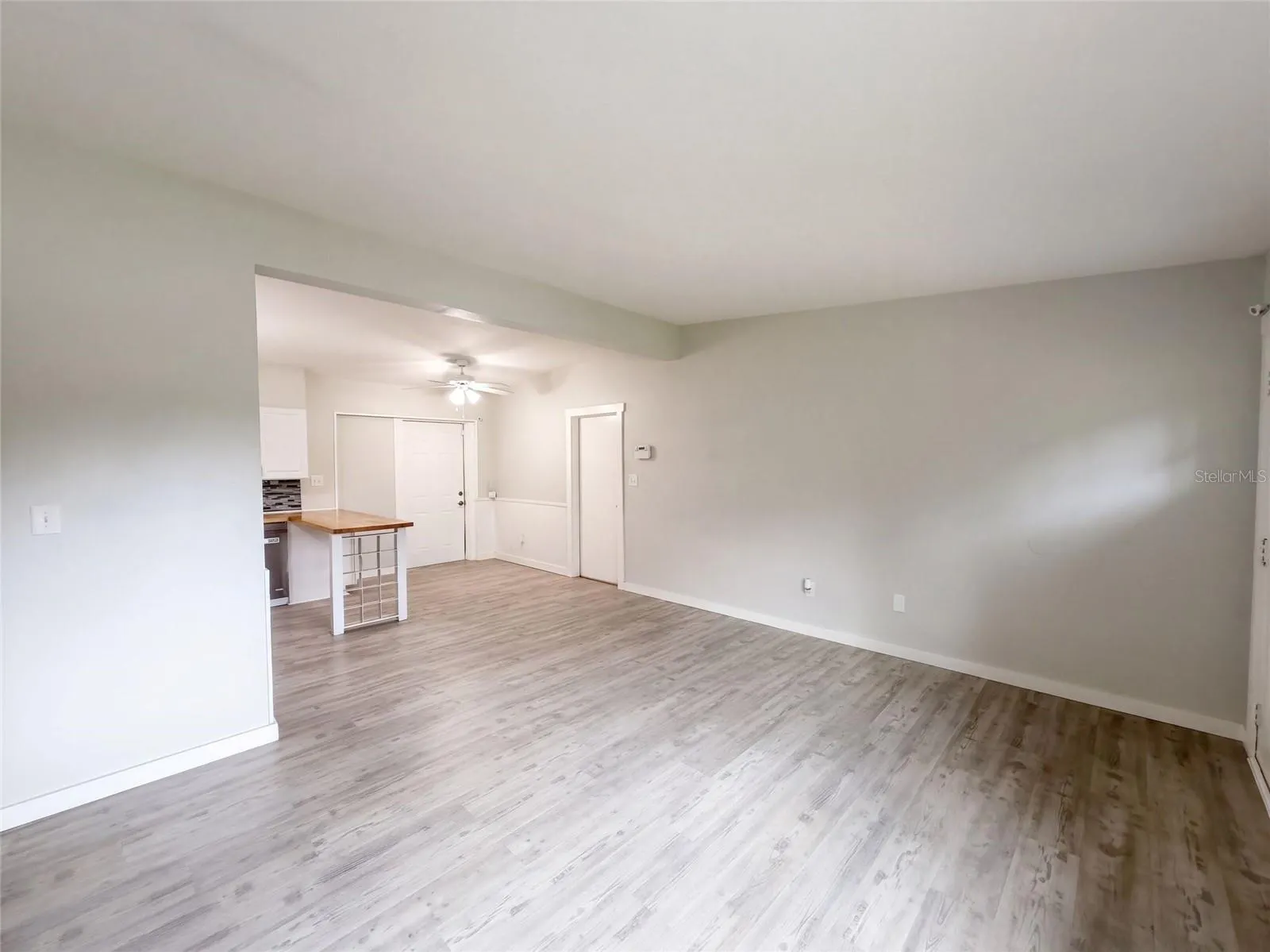 1371 JEFFORDS ST