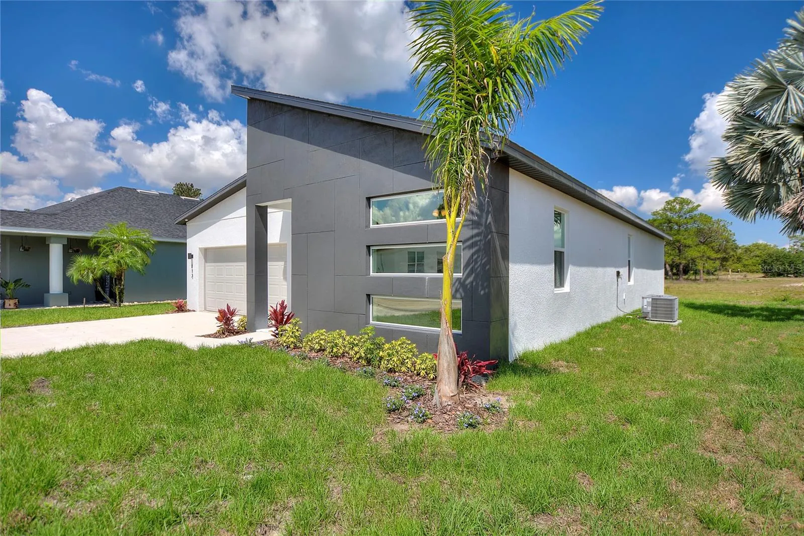 113 VICTORIA LN