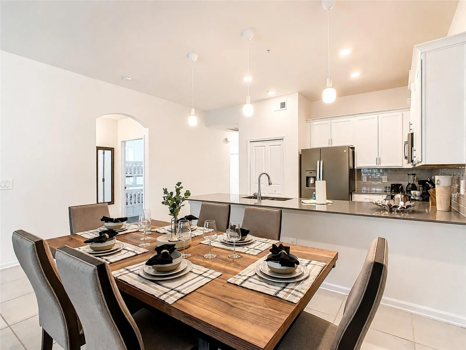 8879 CABOT CLIFFS DR #102 #102