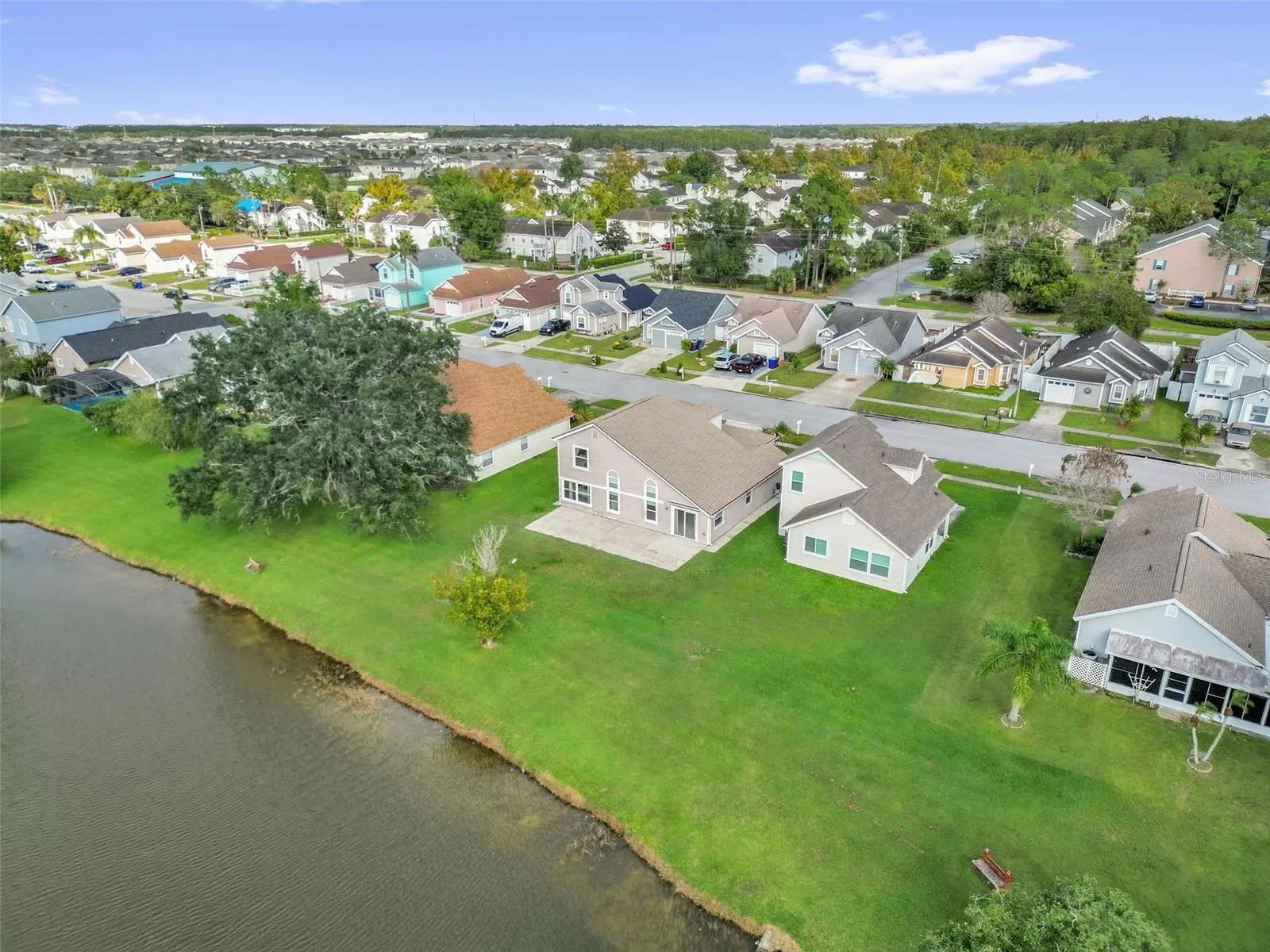 2326 CARRIAGE RUN RD