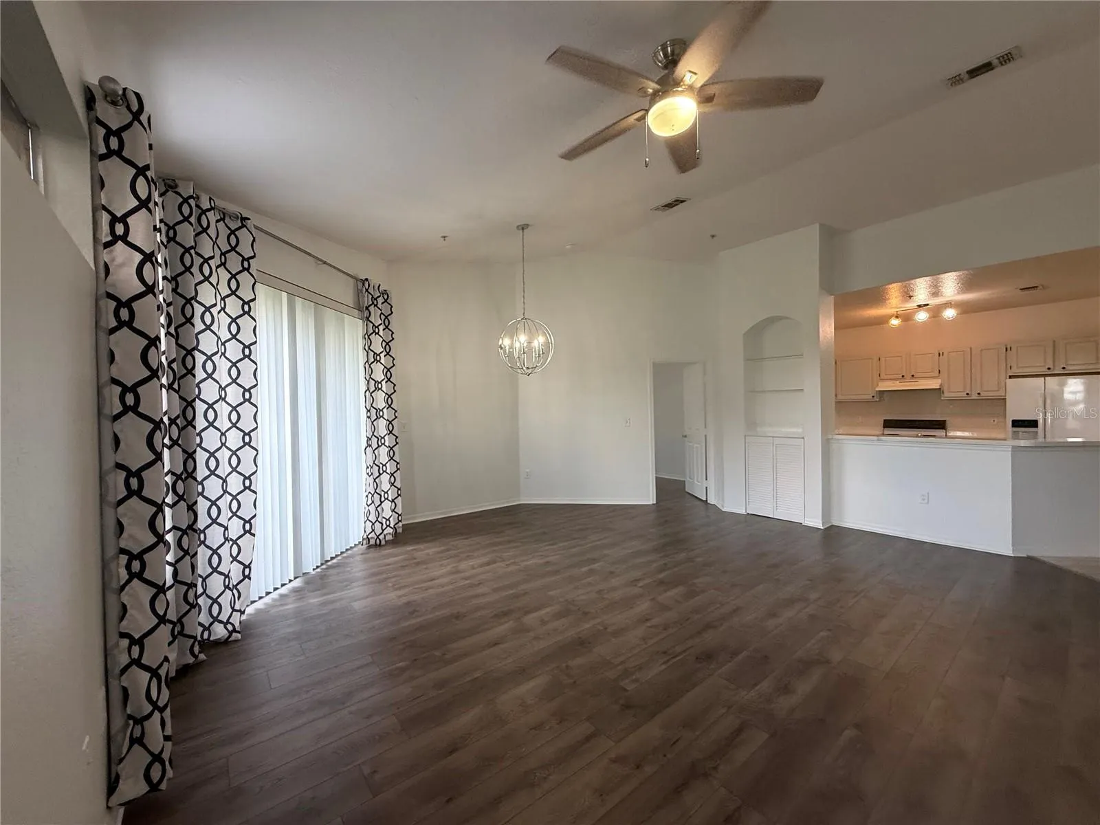 8816 DUNES CT #301 #301