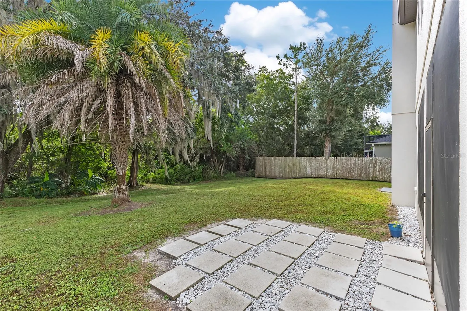 2165 THE OAKS BLVD