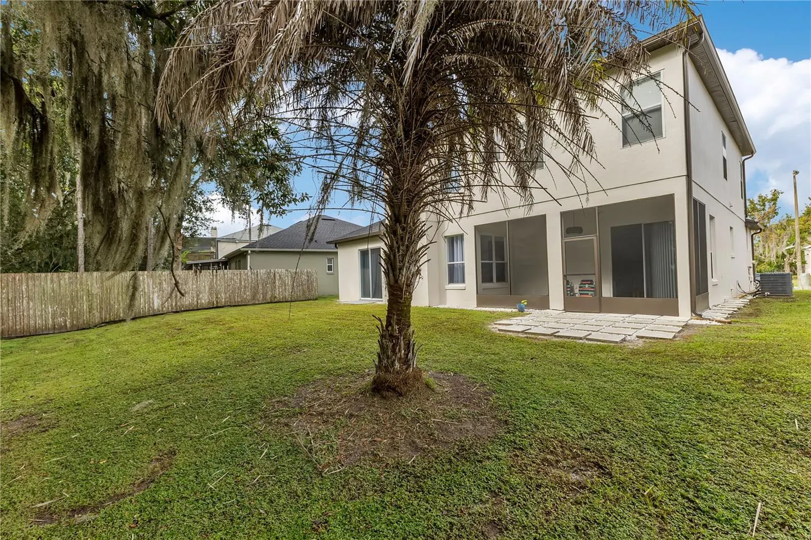 2165 THE OAKS BLVD