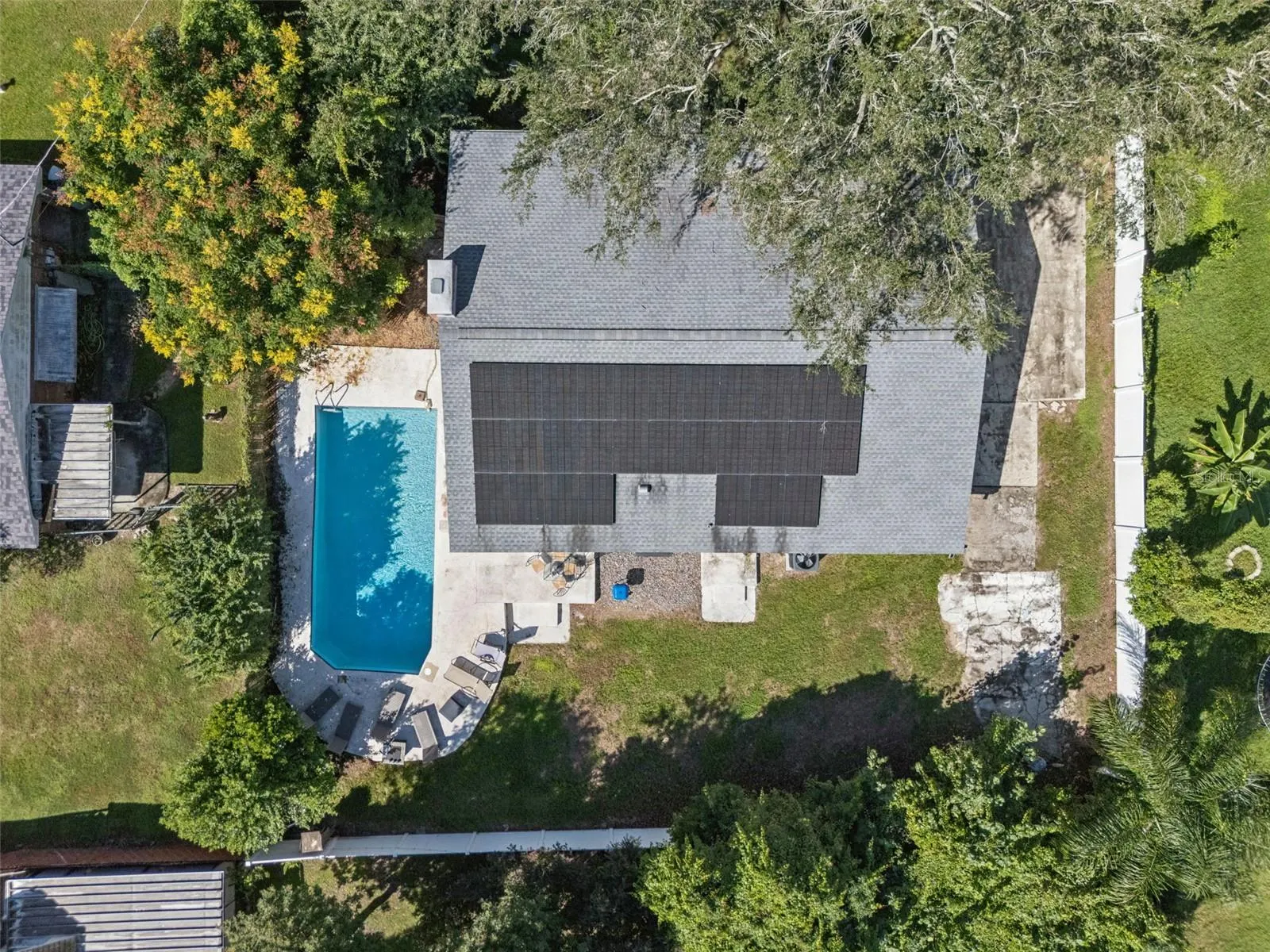 2614 FAIRVIEW AVE