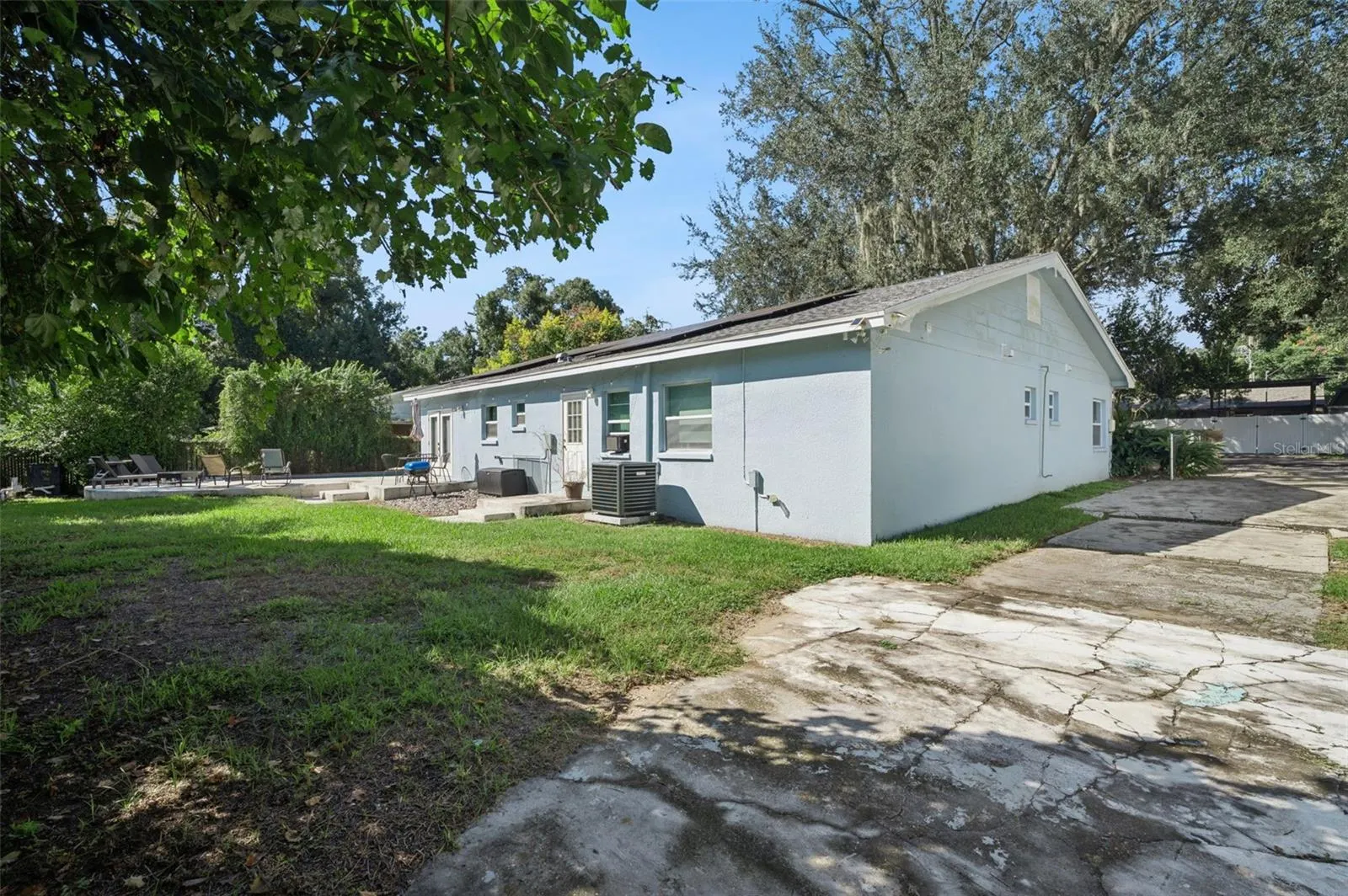 2614 FAIRVIEW AVE