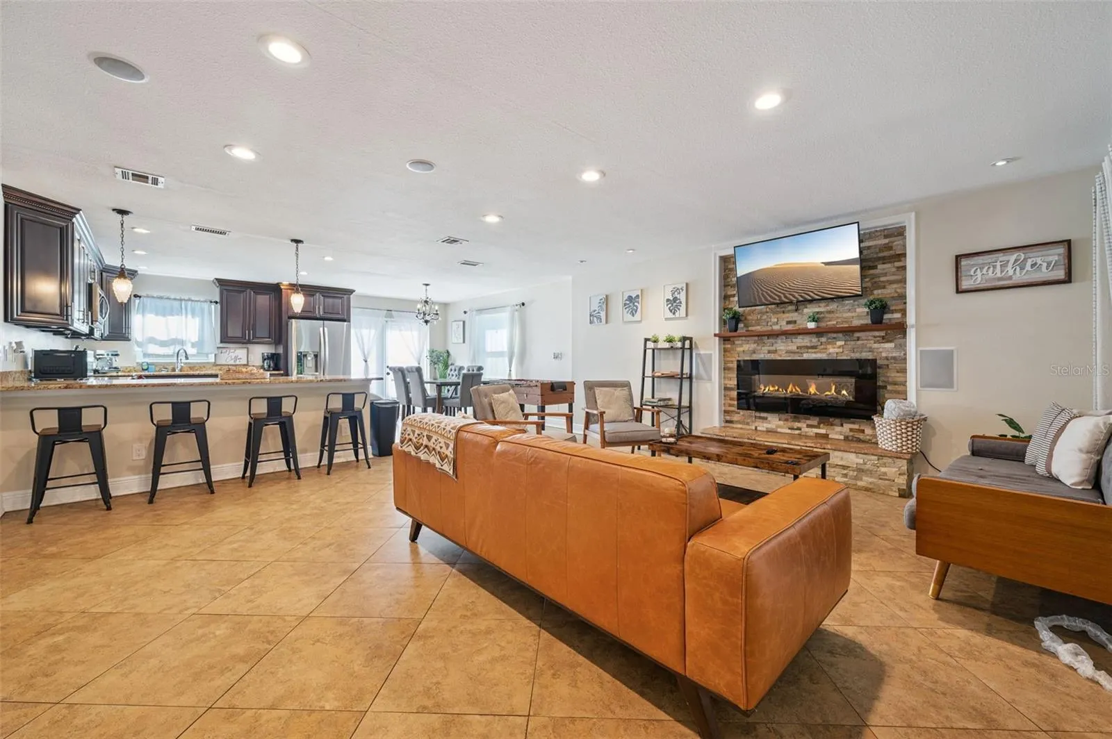 2614 FAIRVIEW AVE