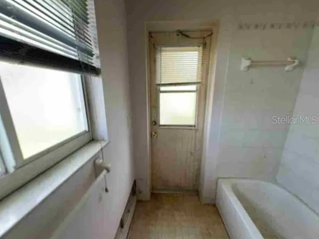 656 AZURE RD
