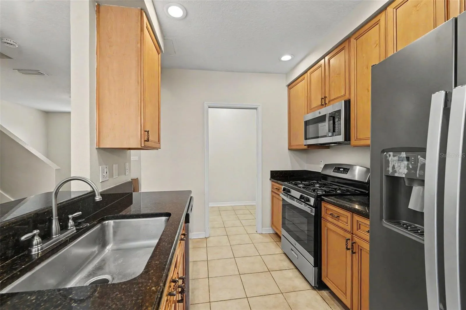11504 FOUNTAINHEAD DR