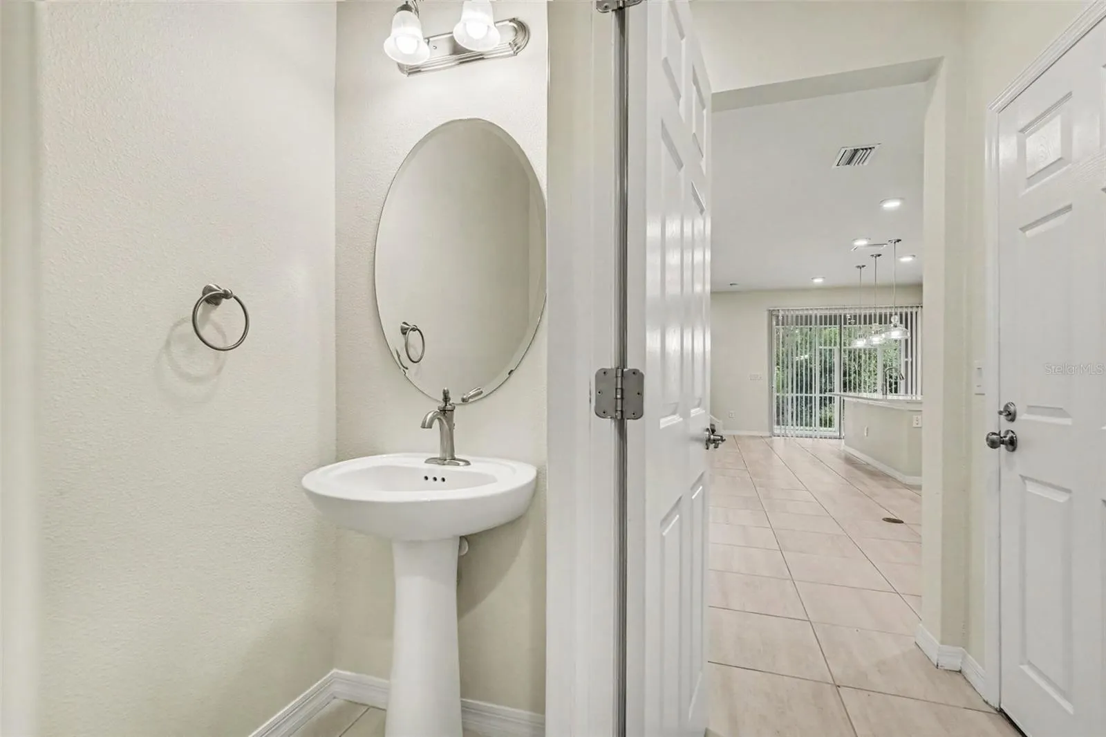 2886 GRAND KEMERTON PL